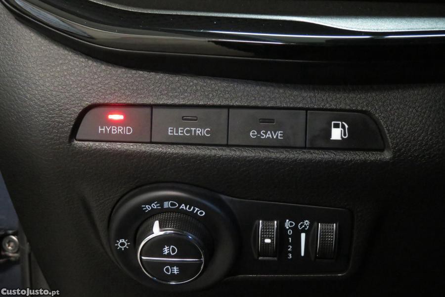 Jeep Compass 1.3 TG Trailhawk — fotografia 8
