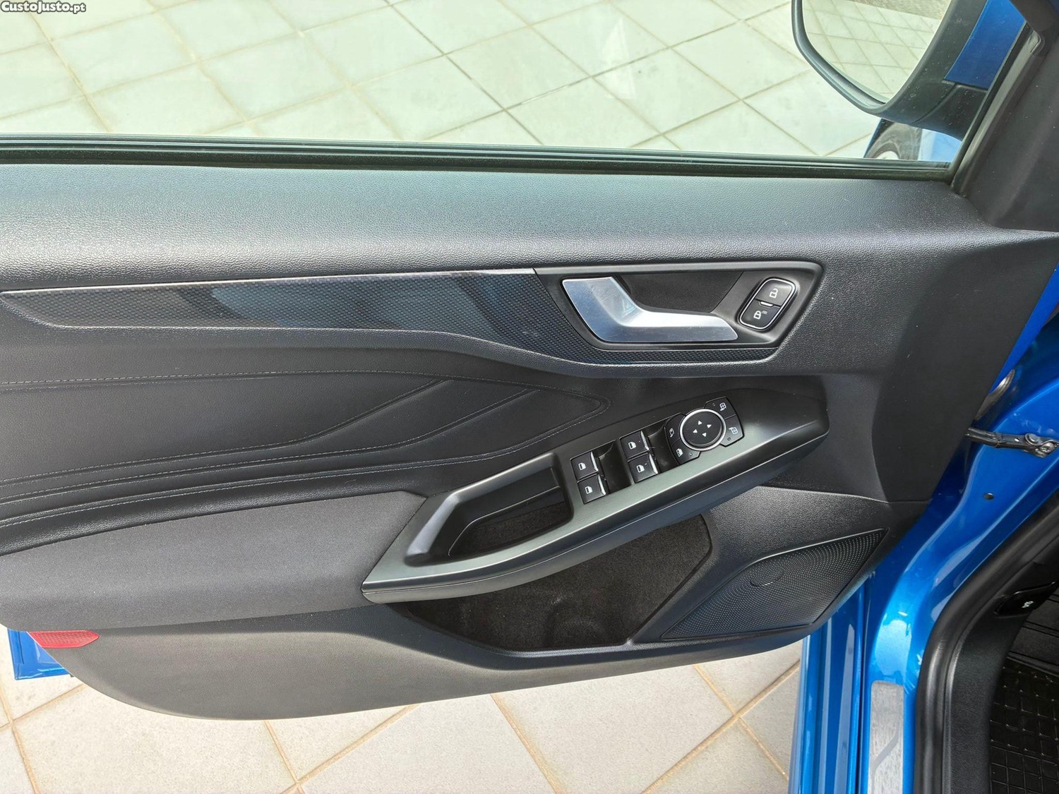 Ford Focus 1.0 EcoBoost Mild-Hybrid ST-Line X — fotografia 18