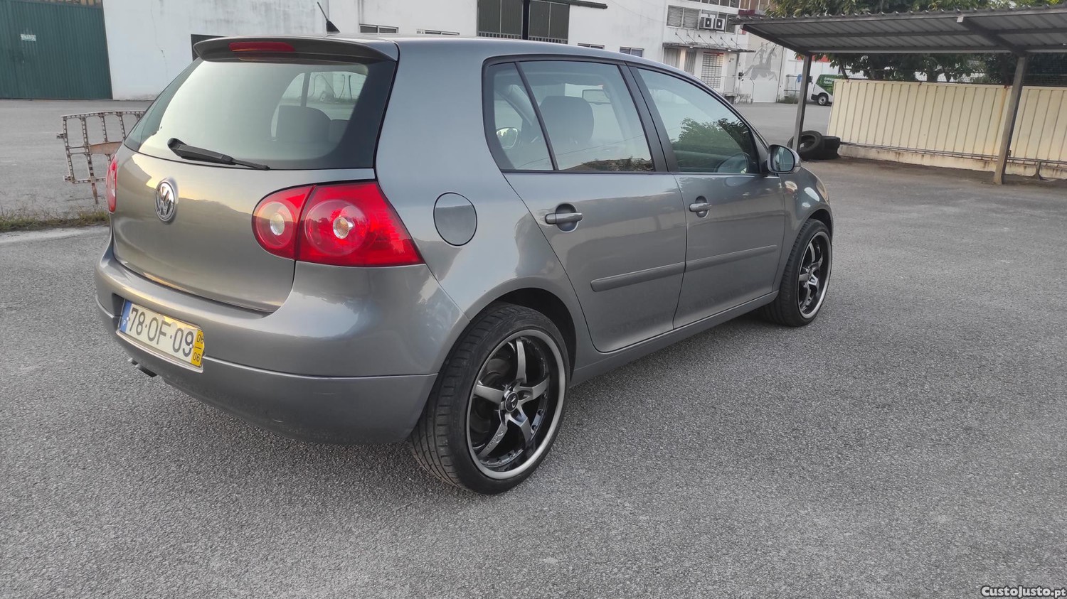 VW Golf 2.0 TDI 4x4 - 06