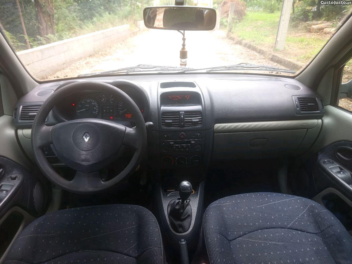 Renault Clio II 1.5 dCi 80cv — photo 5