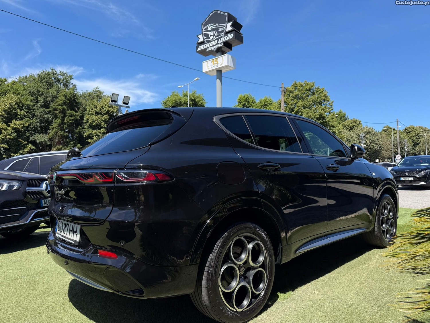 Alfa Romeo Tonale 1.3 Plug-In Hybrid TI e-AWD — fotografia 27