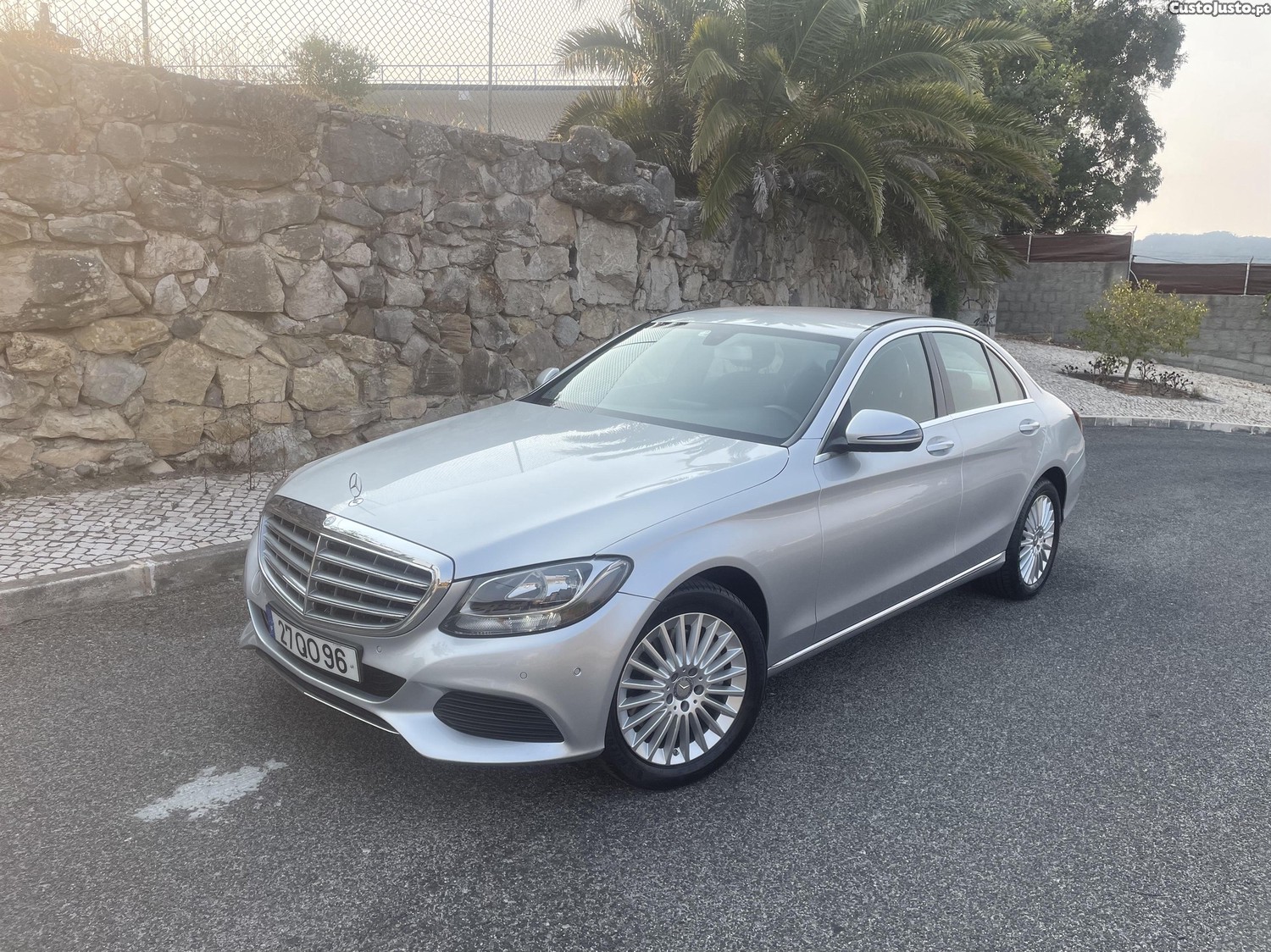 Mercedes-Benz C 300 diesel híbrido. Tem 115.100 Kms. Caixa Autocrítica Nacional  - 15 foto 3