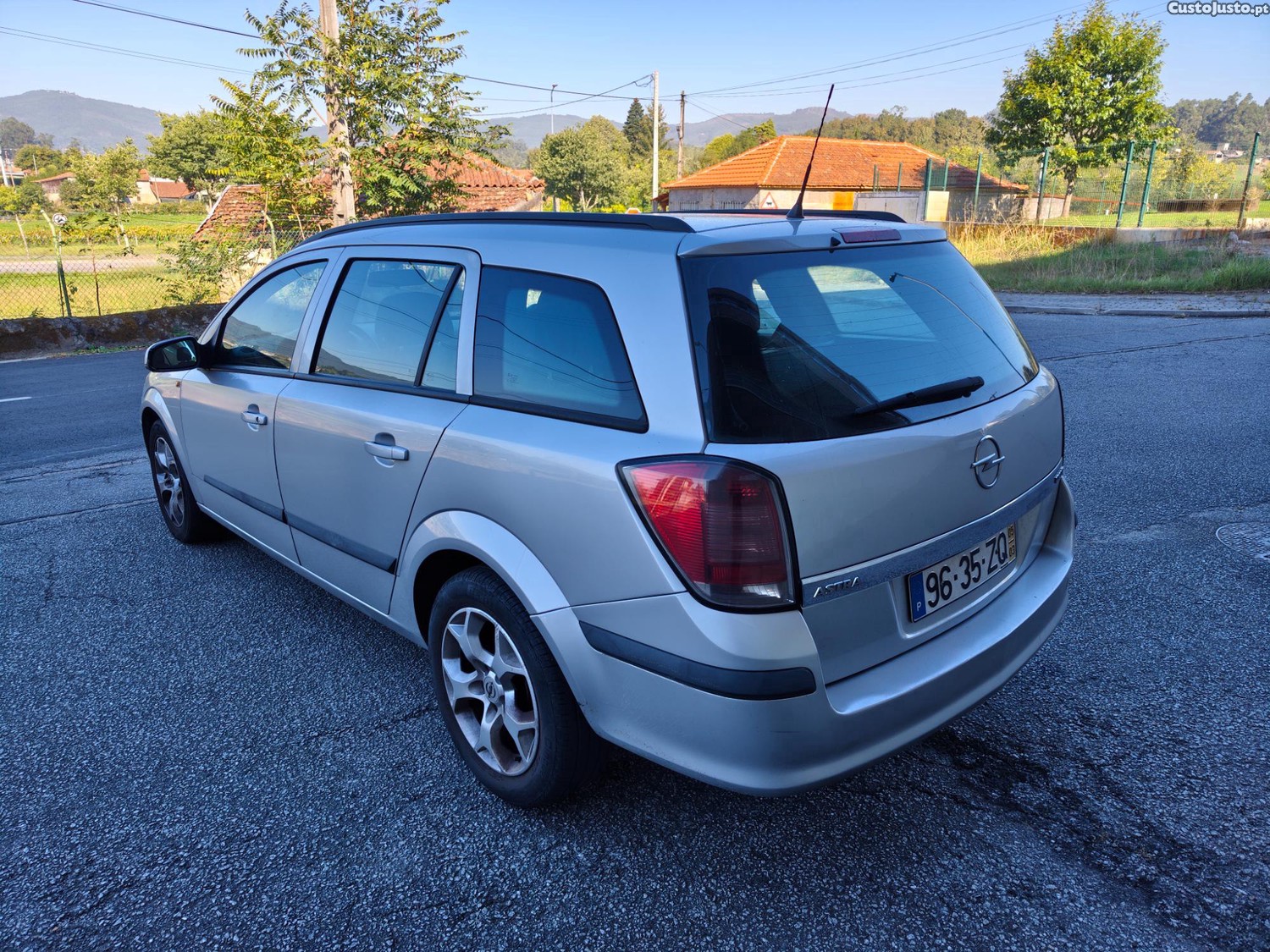 Opel Astra 1.7cdti — photo 3