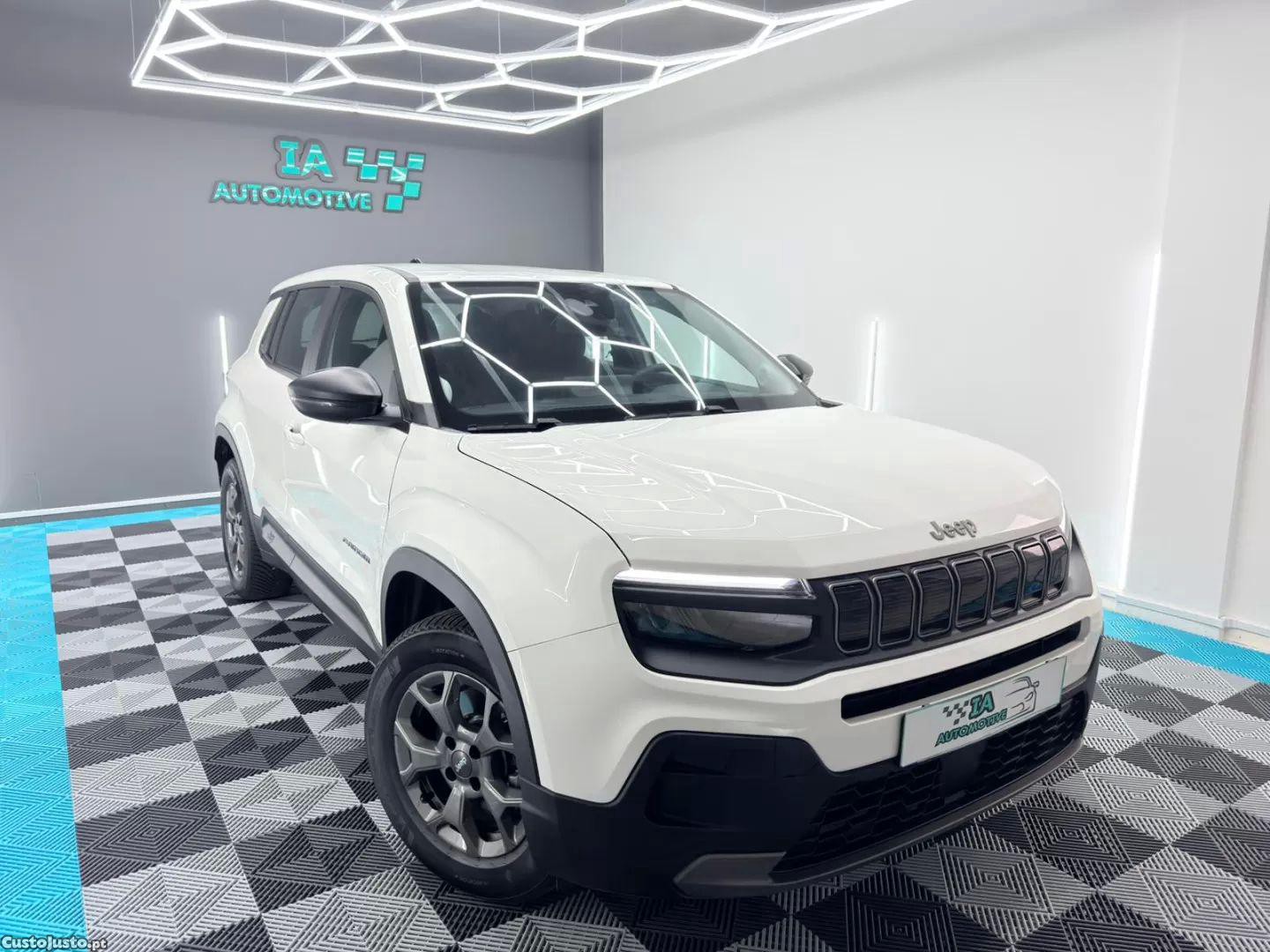 Jeep Avenger 54 kwh longitude — fotografia 18