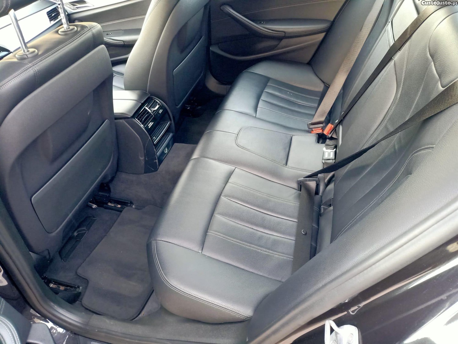 BMW 520 G5L — fotografia 2
