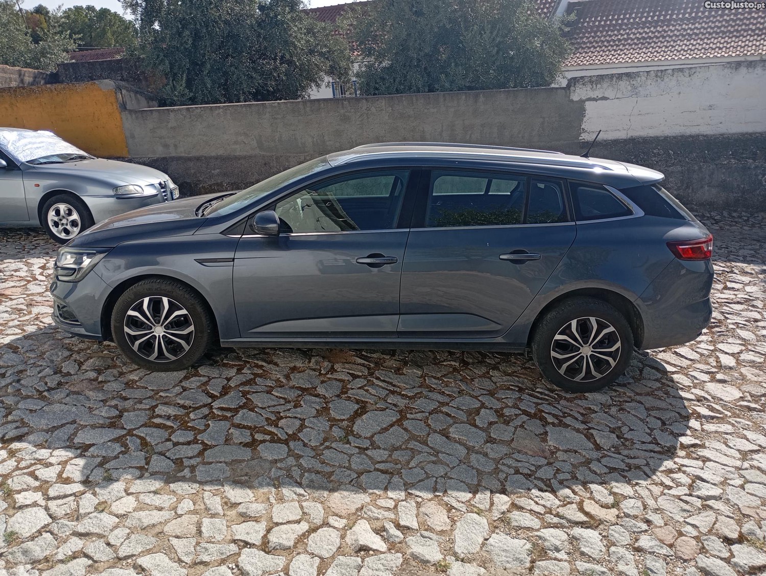 Renault Mégane Confort — fotografia 5