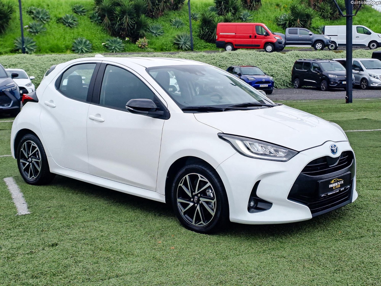 Toyota Yaris 1.5HDF EXCLUSIVE 116CV HIBRIDO/GASOLINA 2022 — fotografia 20