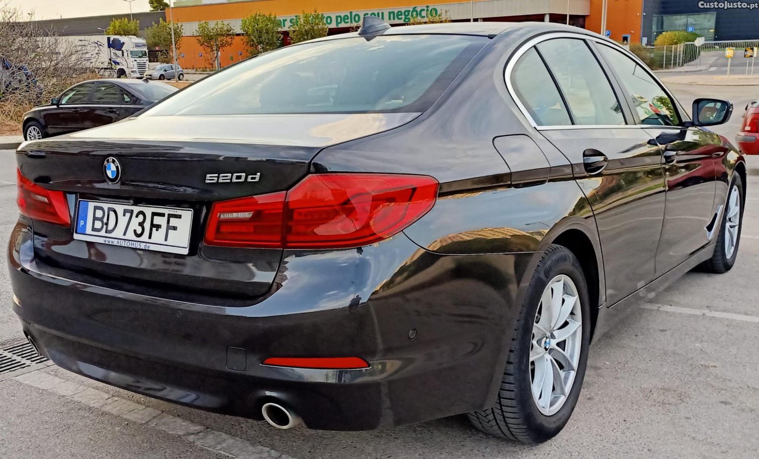 BMW 520 G5L — fotografia 10