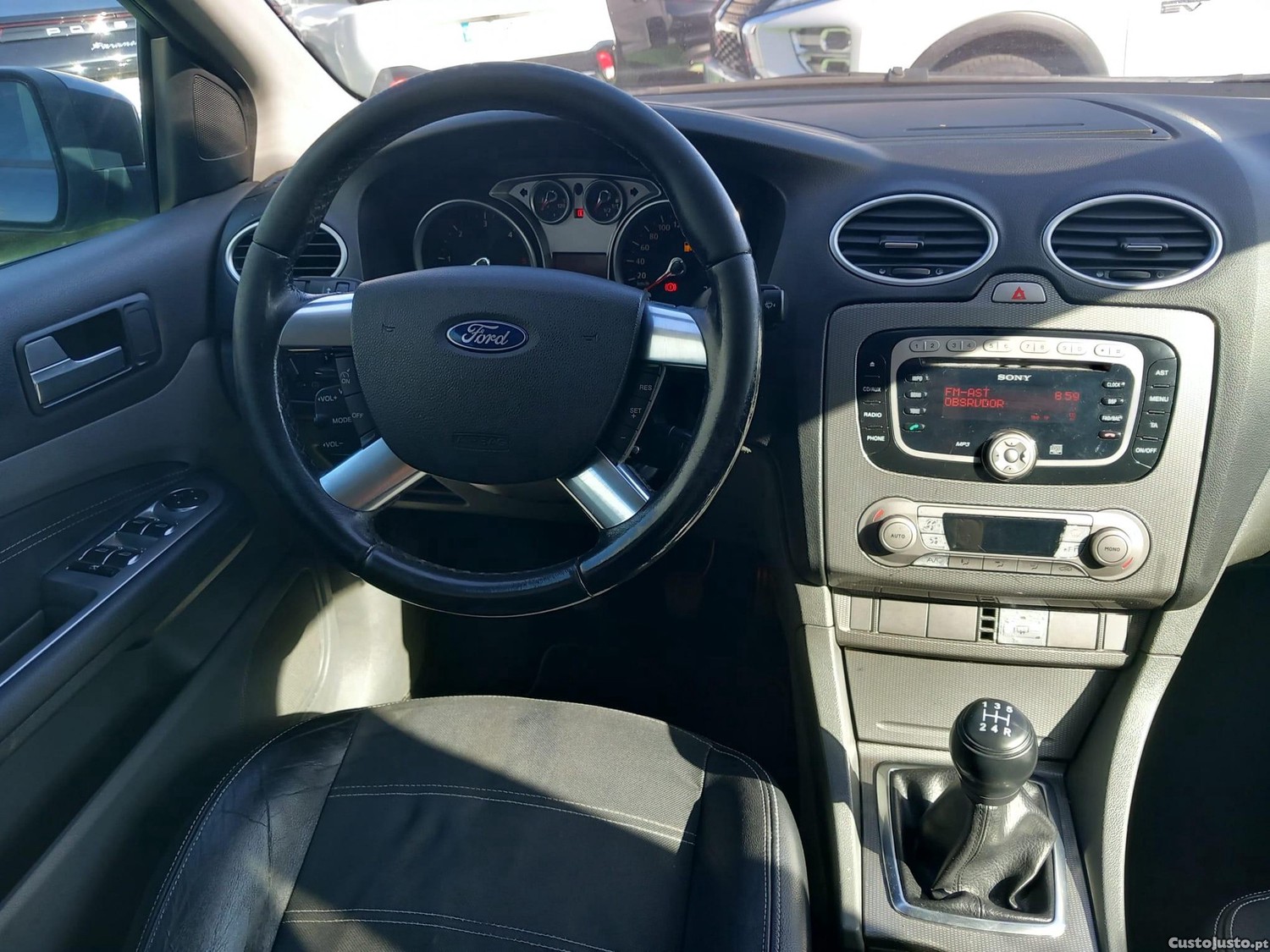 Ford Focus SW 1.6 TDCi Trend — fotografia 10