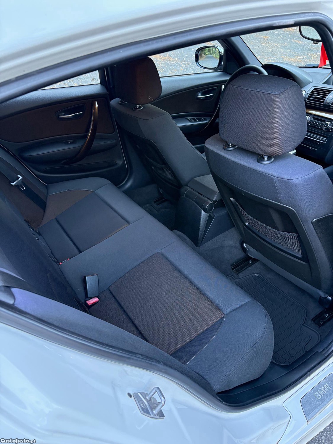 BMW 116 c/GPS 2.0d cv — fotografia 14