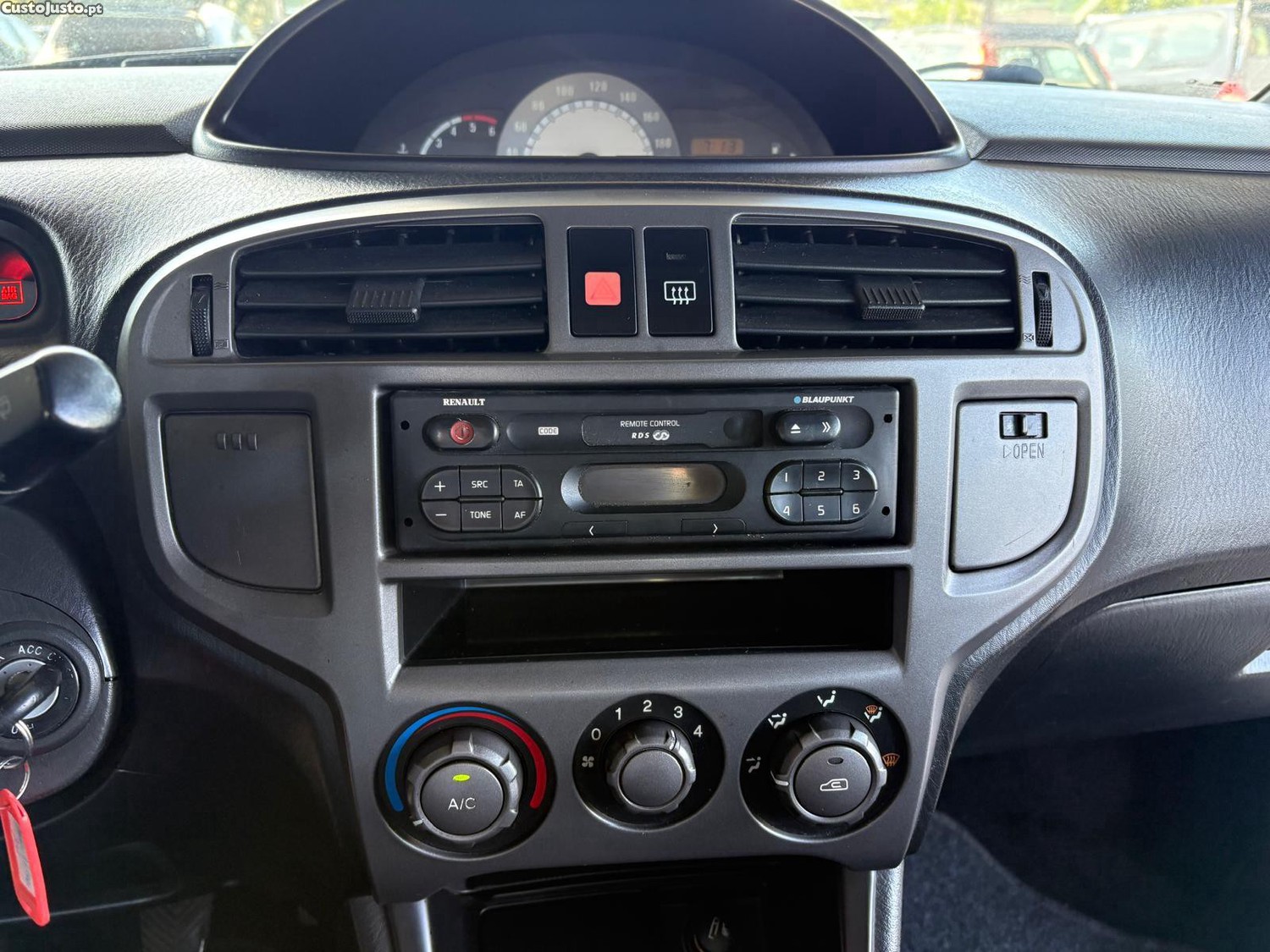 Hyundai Matrix 1.5 CRDi GLS — fotografia 7