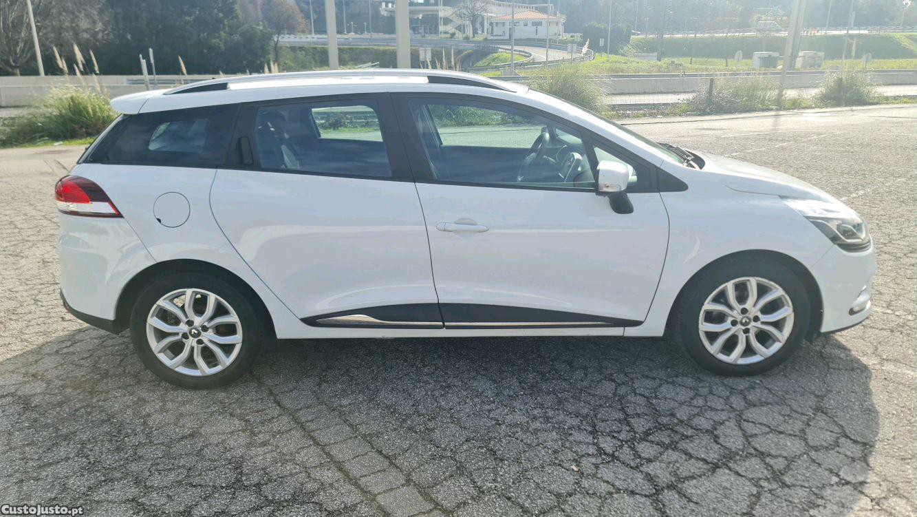 Renault Clio 1.5 dci caixa automática - 18 — photo 3