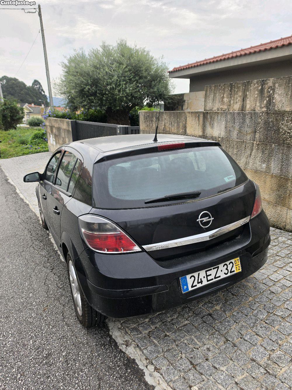 Opel Astra 1.3cdti - 07 foto 5