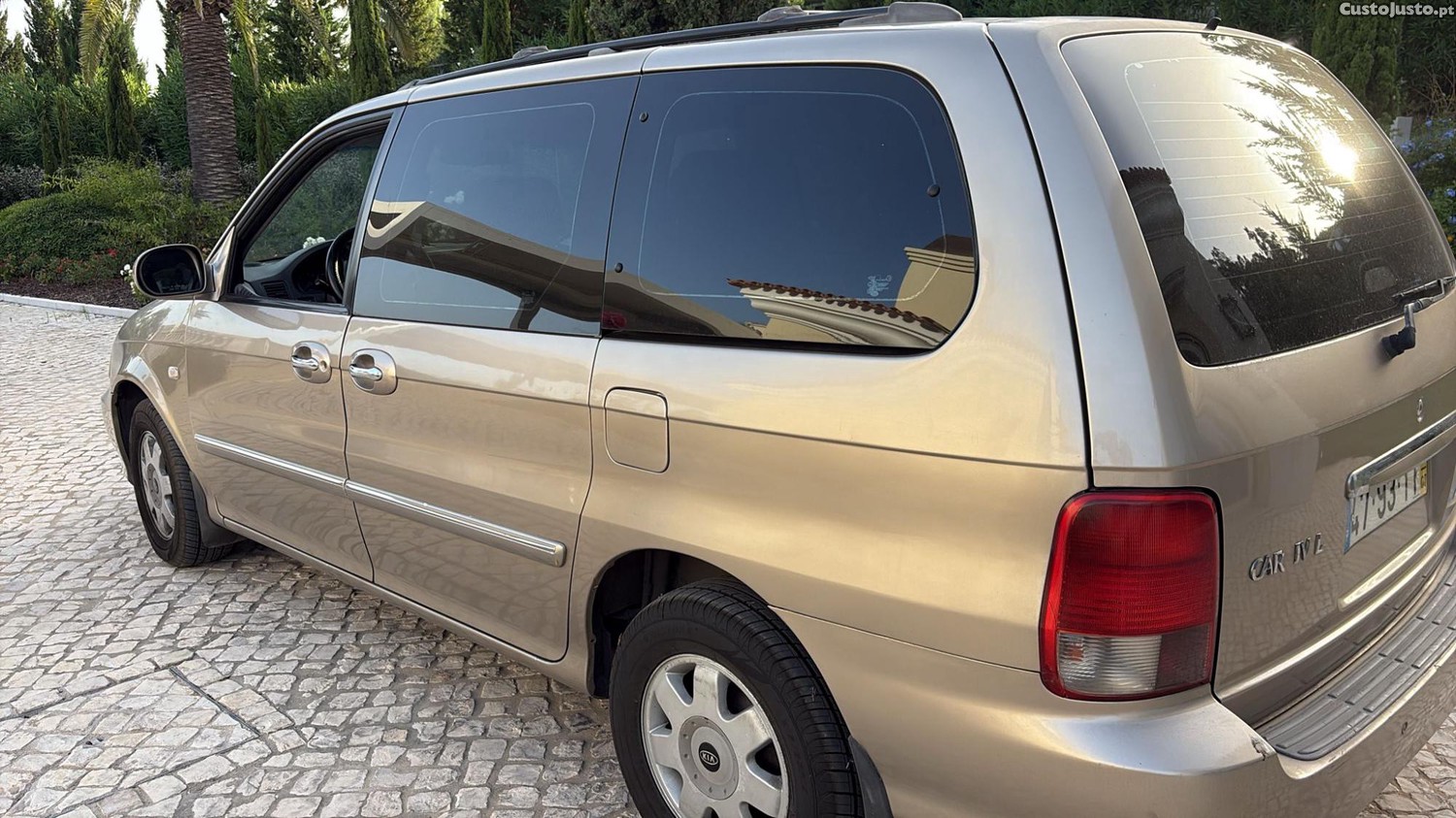 Kia Carnival (Up) — photo 2