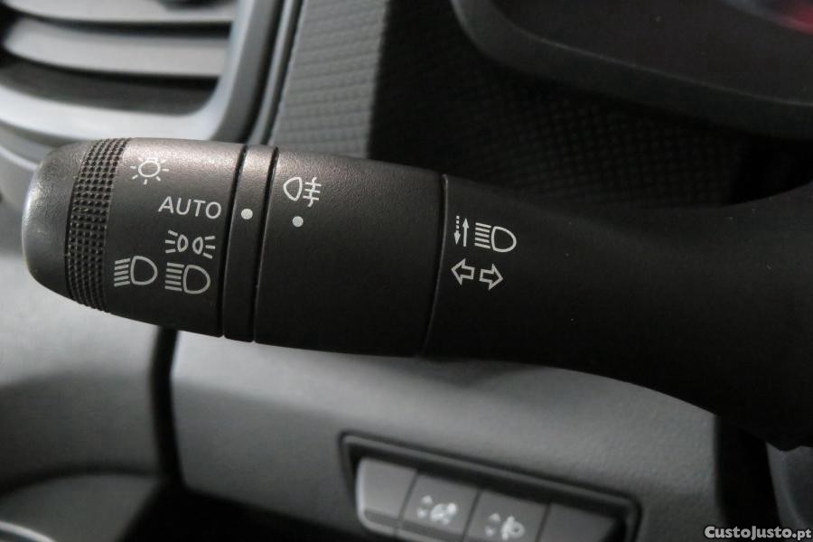 Renault Trafic 2.0 Blue dCi L1 Inte — fotografia 18