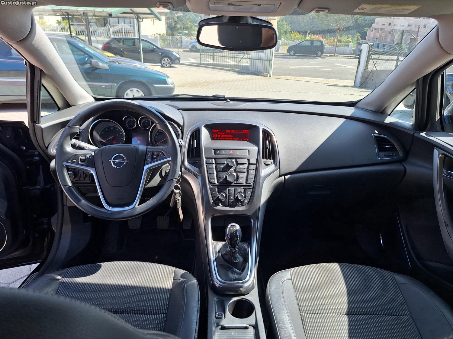 Opel Astra SPORTS TOURER — fotografia 3