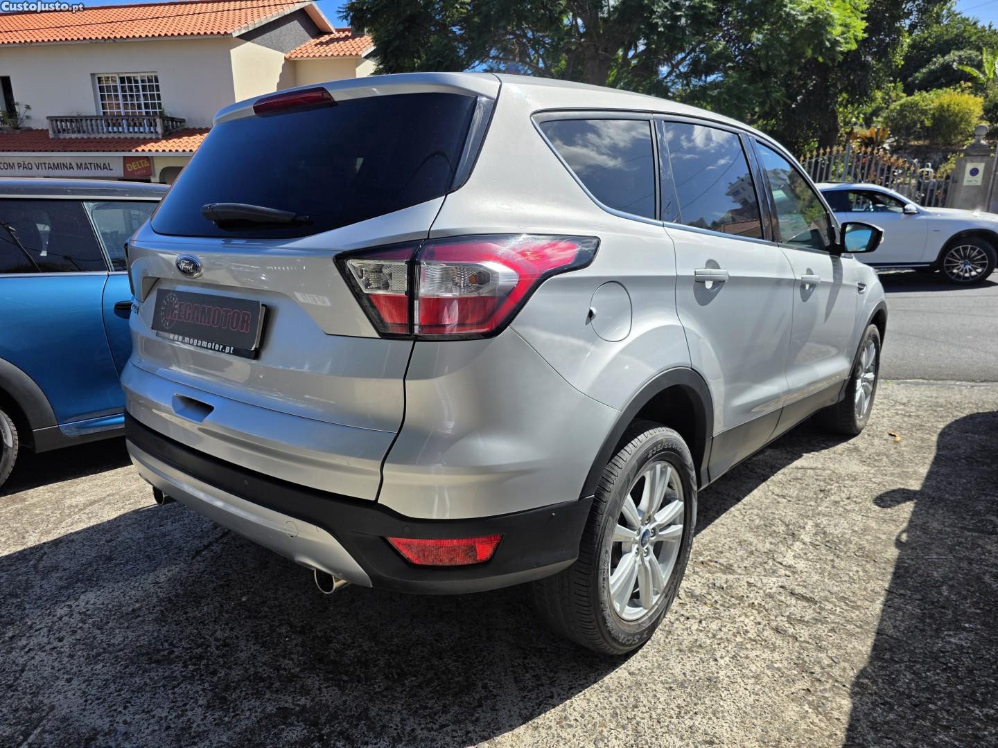 Ford Kuga 1.5 TDCi Business — photo 3