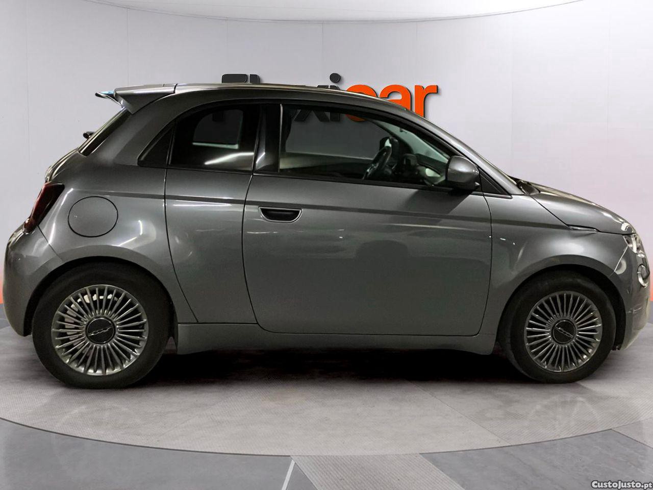 Fiat 500 e Icon Plus 42 KWh — fotografia 16