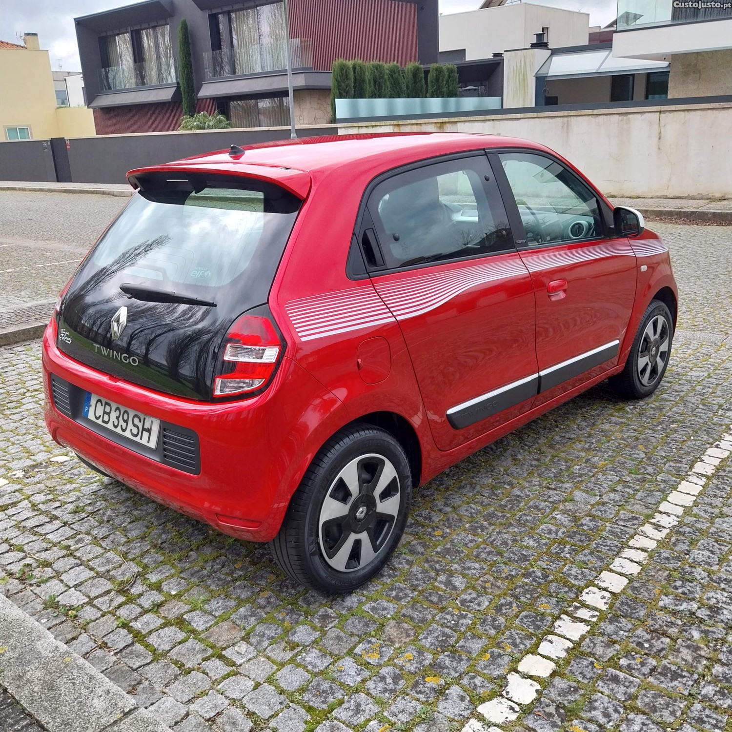 Renault Twingo 1.0 SCe Limited — fotografia 5