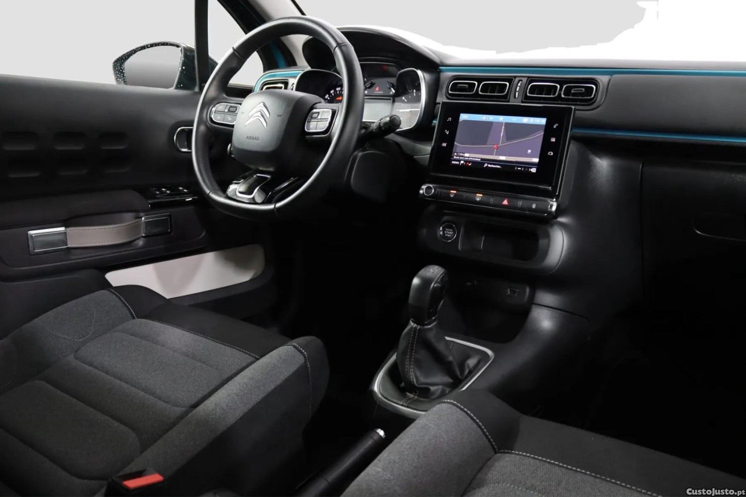 Citroën C3 1.2 PureTech Shine — fotografia 5