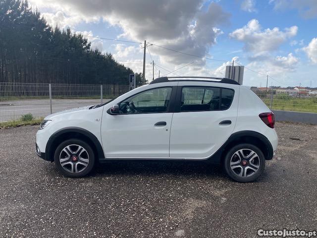 Dacia Sandero 0.9 TCE 90 Cv STEPWAY 23000 Km — fotografia 4