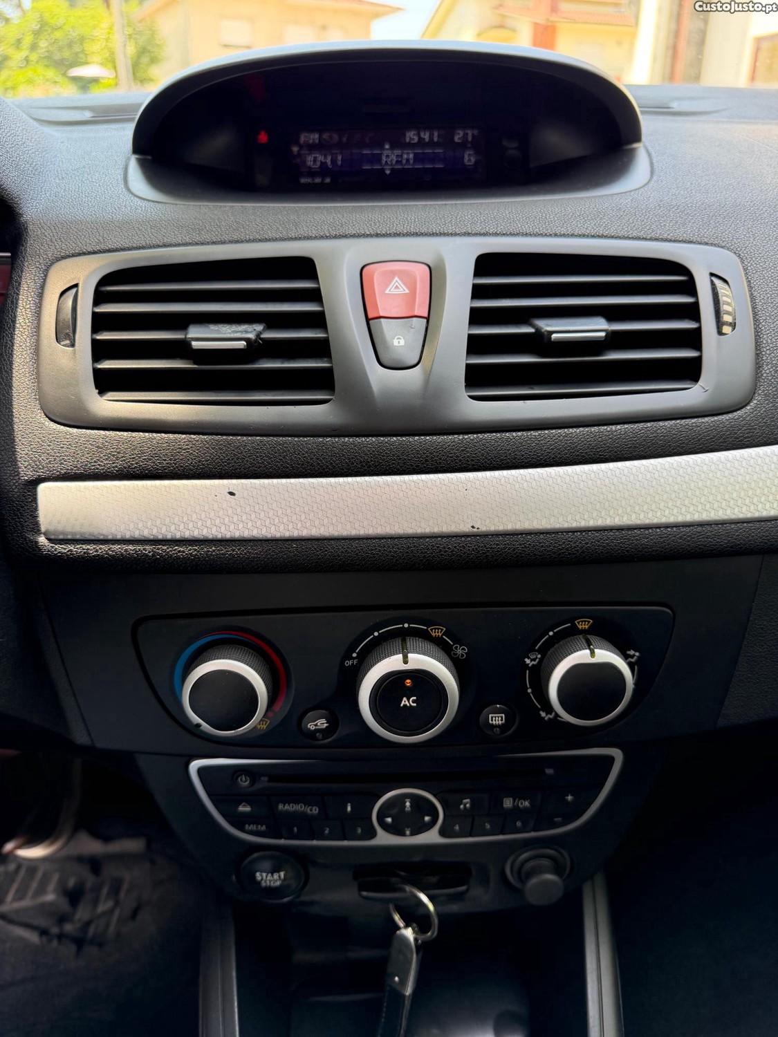 Renault Mégane III 1.5 dci 105cv — fotografia 7