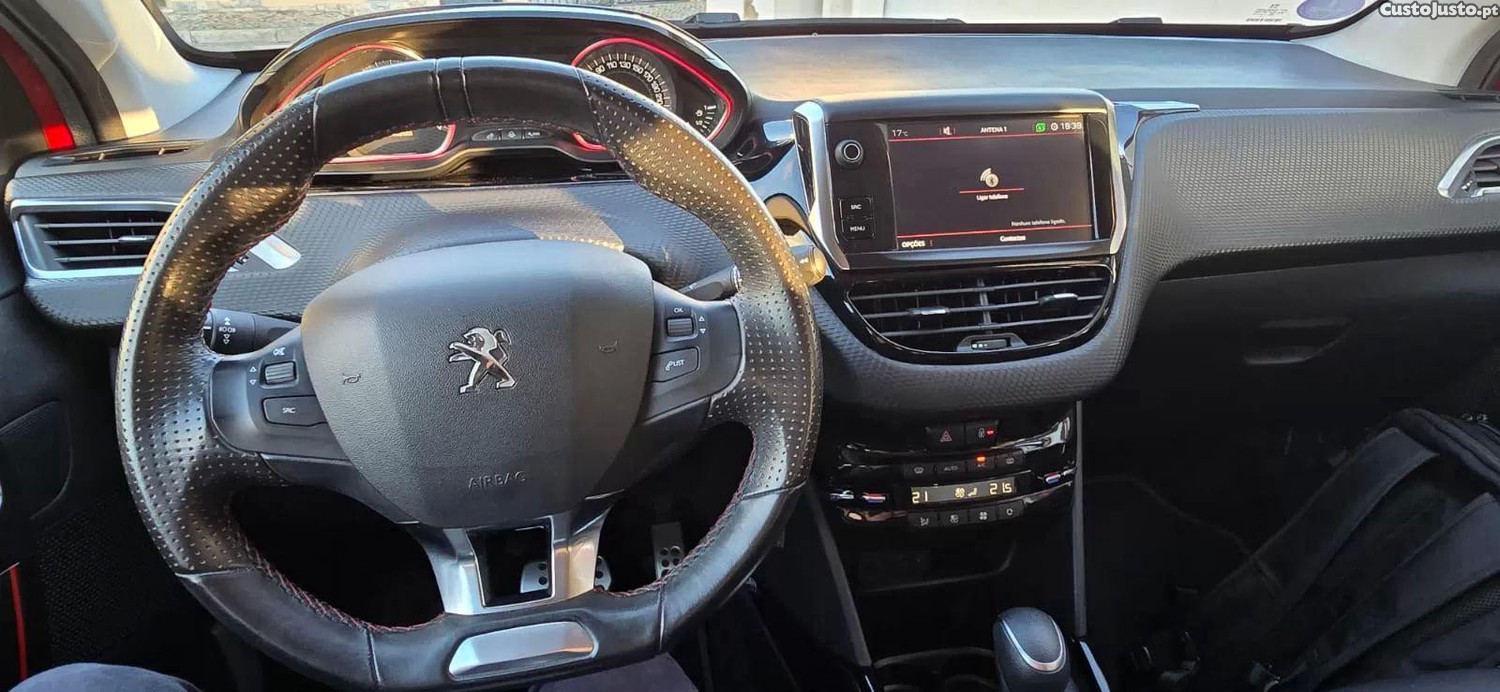 Peugeot 2008 1.2 puretech gt line eat6 — fotografia 9