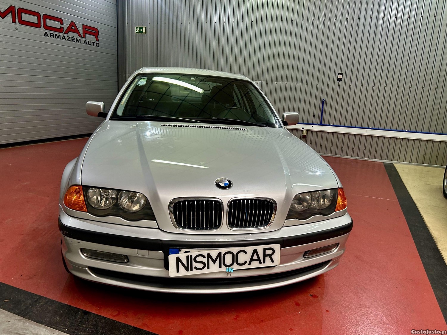 BMW 330 1 dono caixa automática 130.000 kms 137 mês — fotografia 10