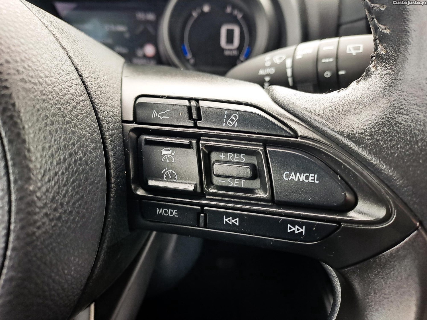 Toyota Yaris 1.5HDF EXCLUSIVE 116CV HIBRIDO/GASOLINA 2022 — fotografia 13