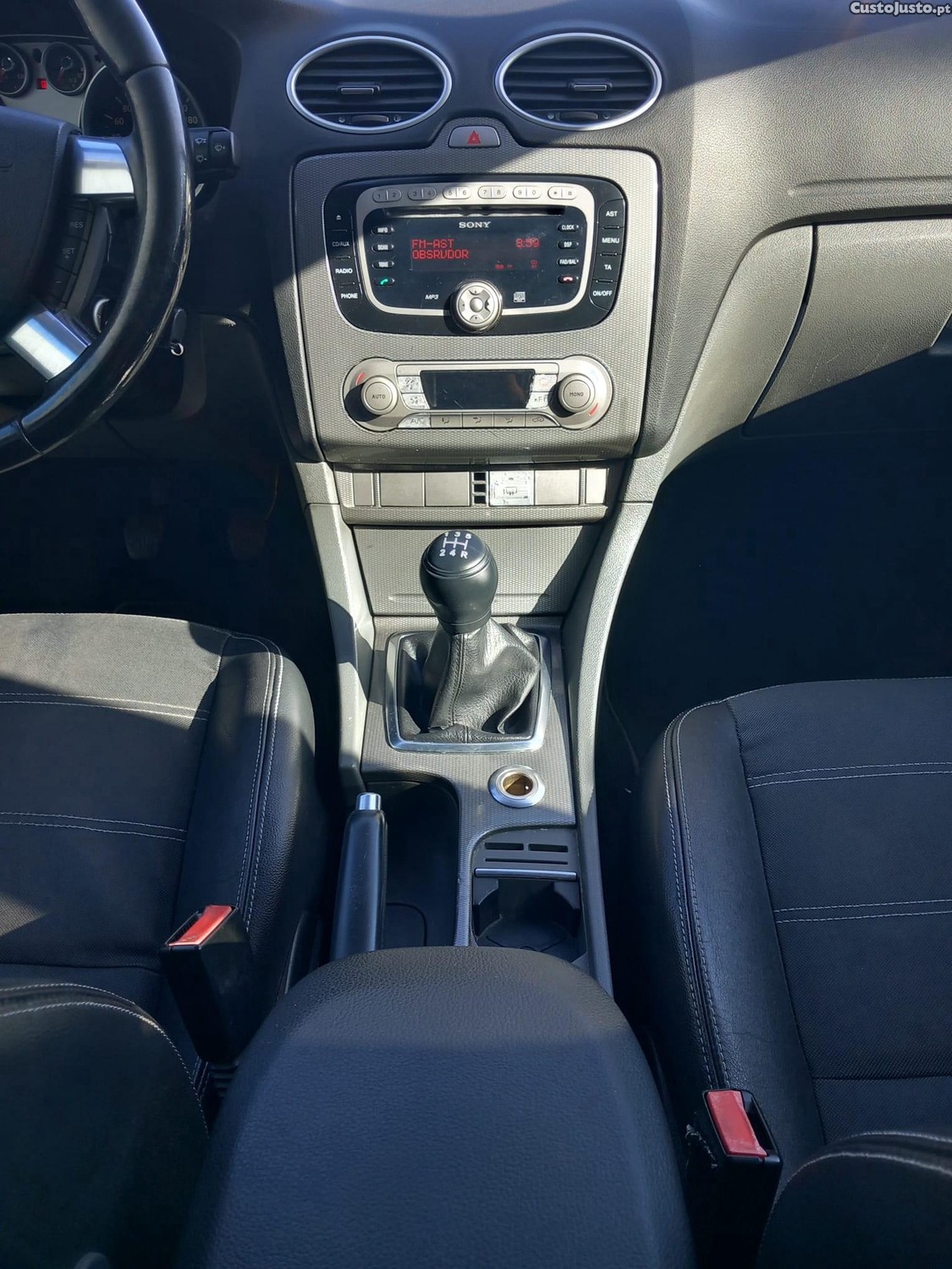 Ford Focus SW 1.6 TDCi Trend — fotografia 5