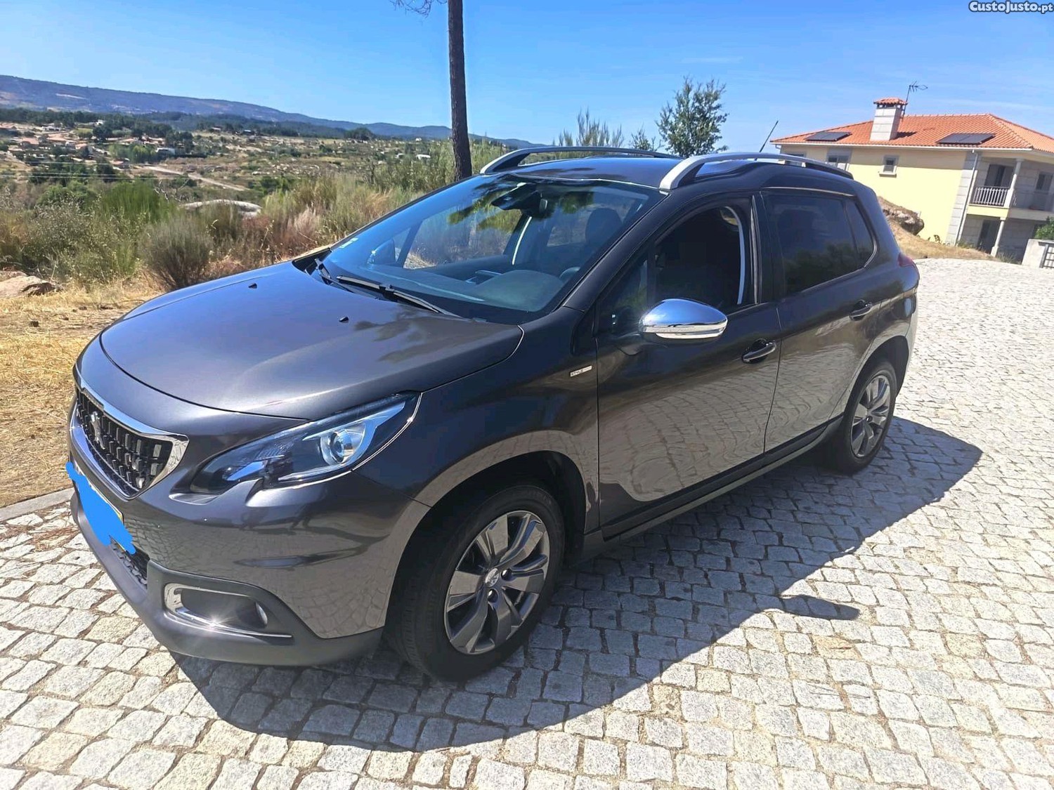 Peugeot e-2008 1.5 — fotografia 6