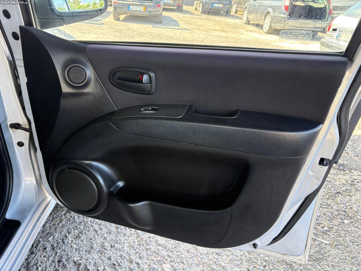 Hyundai Matrix 1.5 CRDi GLS — fotografia 13
