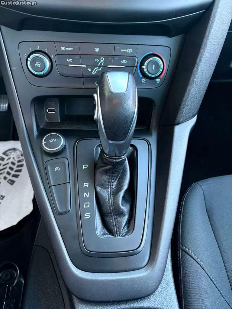 Ford Focus 1.5 ecoblue s&s aut. cool&connect — fotografia 8