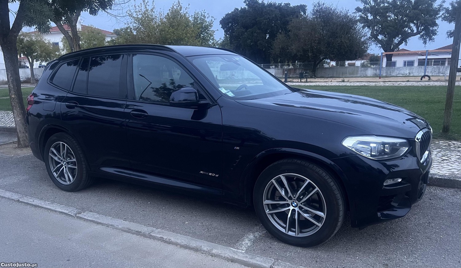BMW X3 Pack M XDrive 20 - 18 — photo 4