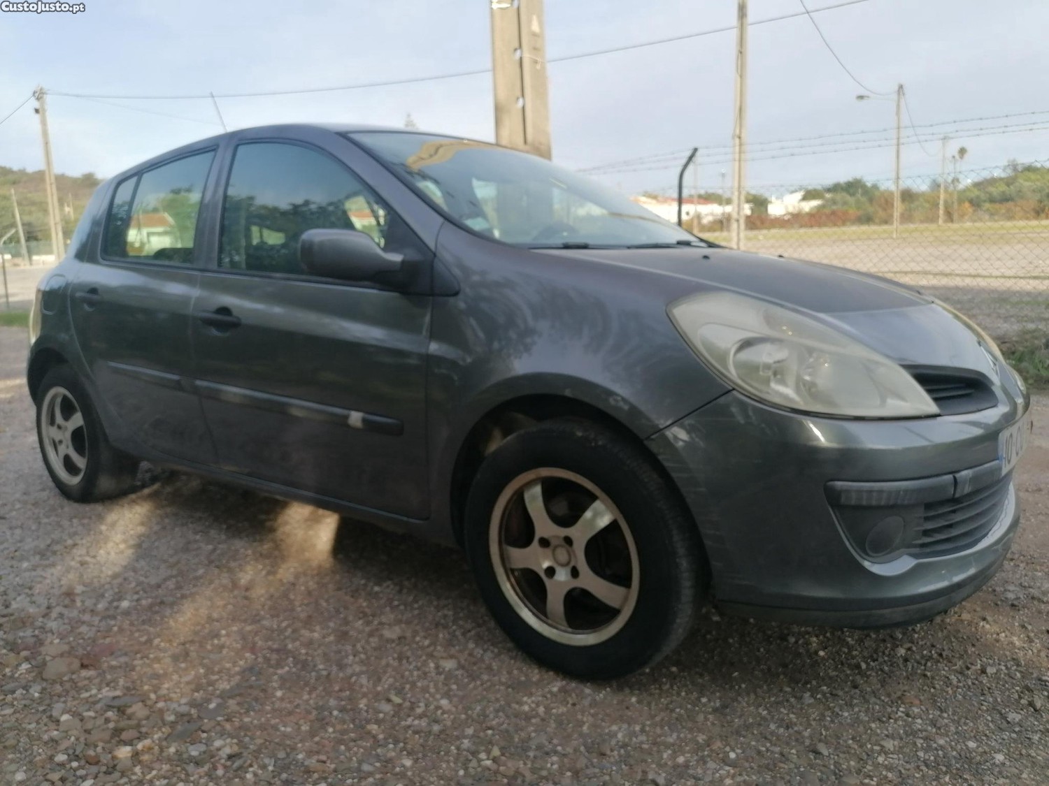 Renault Clio 1.2i 75cv A/C 5p