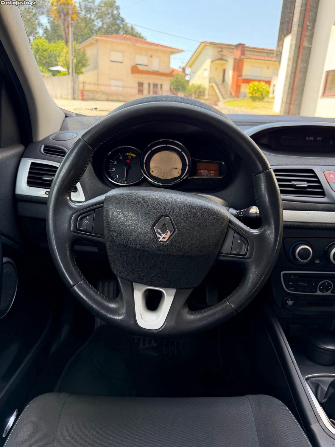 Renault Mégane III 1.5 dci 105cv — fotografia 9