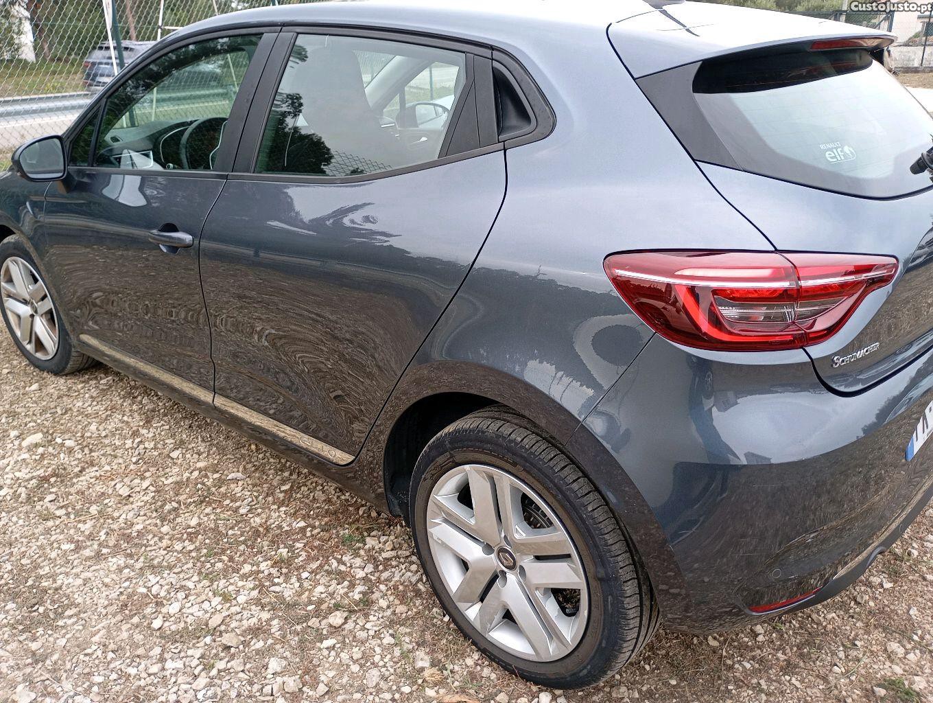 Renault Clio Clio 1.5 DCI 85 CV - 19 foto 3