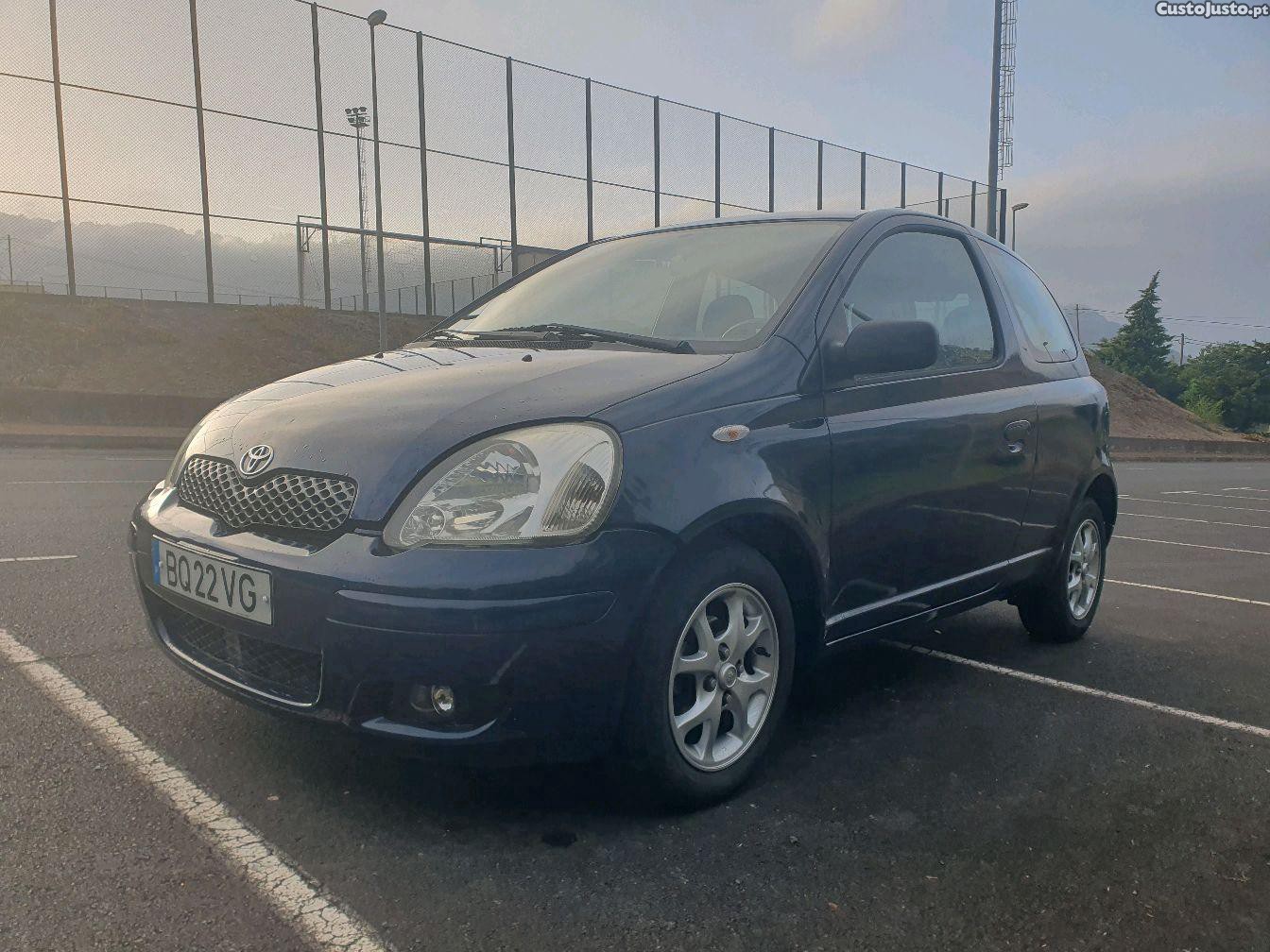 Toyota Yaris 1.3 - 03 foto 4