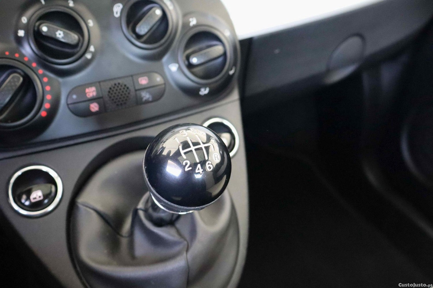 Fiat 500 1.0 Hybrid Dolcevita — fotografia 3