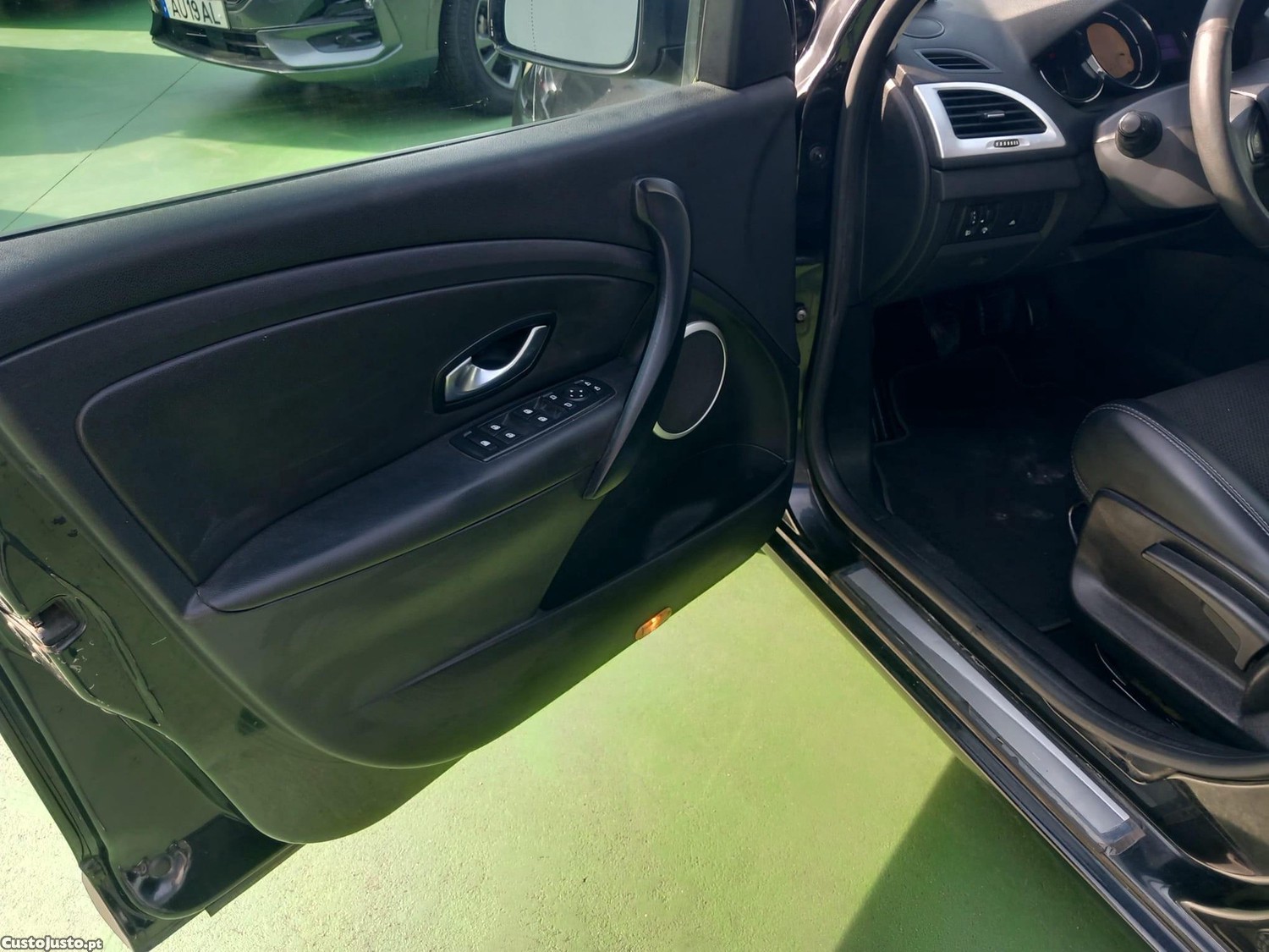 Renault Mégane Sport Tourer 1.5 dCi Confort SS — fotografia 13