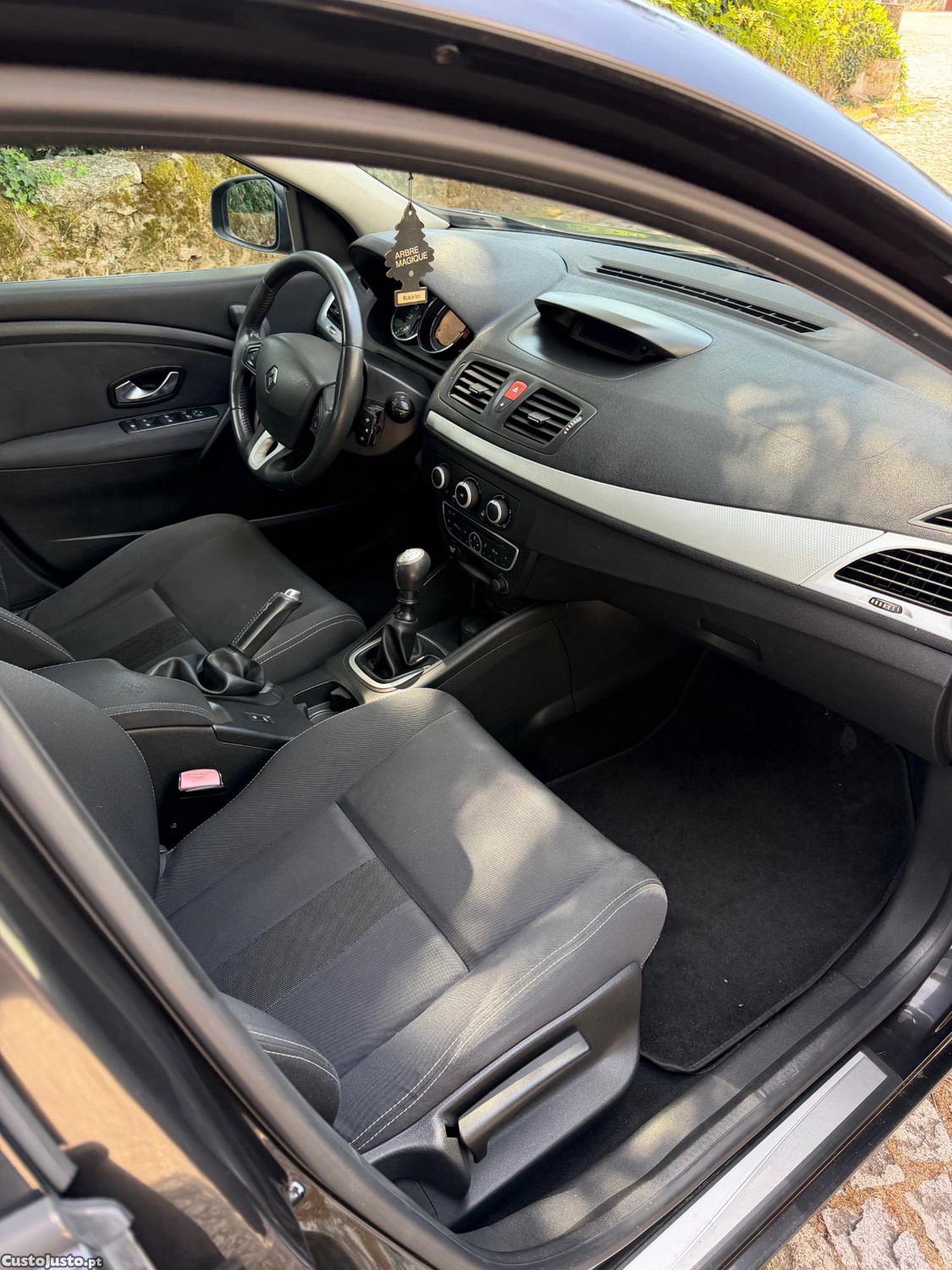 Renault Mégane III 1.5 dci 105cv — fotografia 16