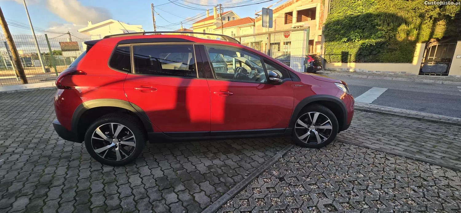 Peugeot 2008 1.2 puretech gt line eat6 — fotografia 4