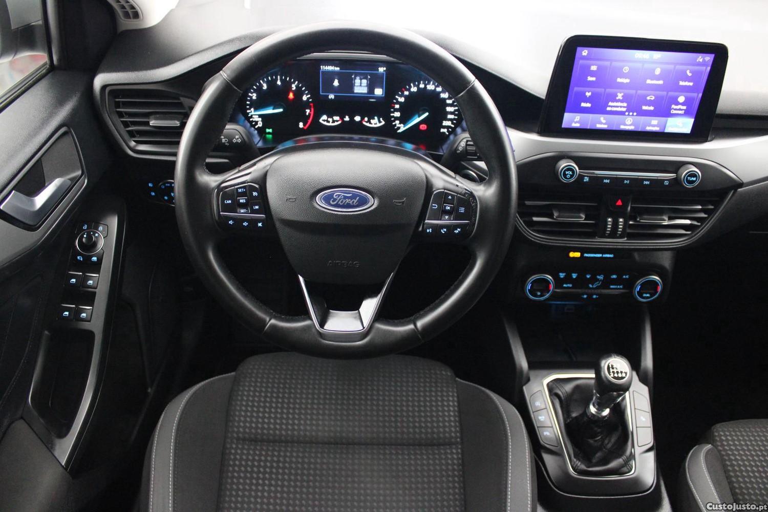 Ford Focus 1.0 ECOBOOST CONNECTED — fotografia 28