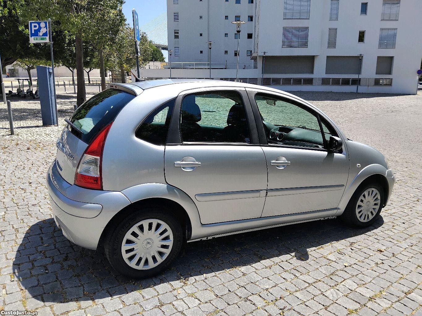 Citroën C3 1.4 HDI Exclusive Airdream — photo 3