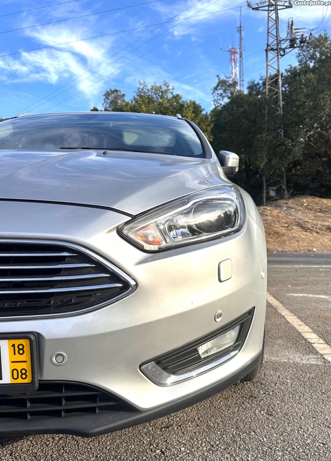 Ford Focus III Turnier — fotografia 5