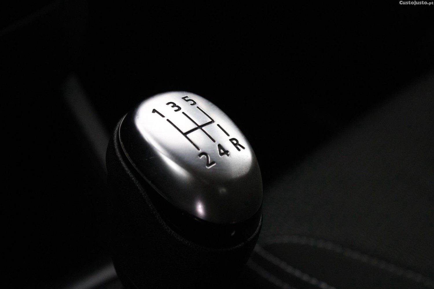 Renault Clio 1.5 DCI ZEN — fotografia 9