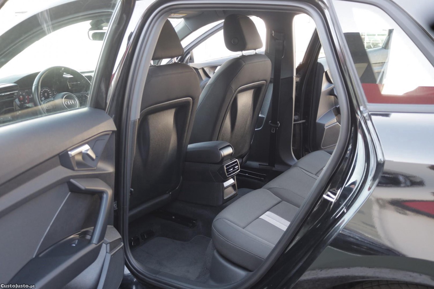 Audi A3 Sportback 30 TDI Advanced — fotografia 37