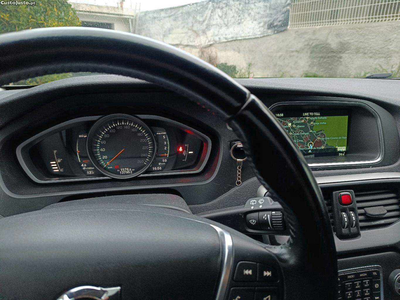 Volvo V40 2.0 — fotografia 9