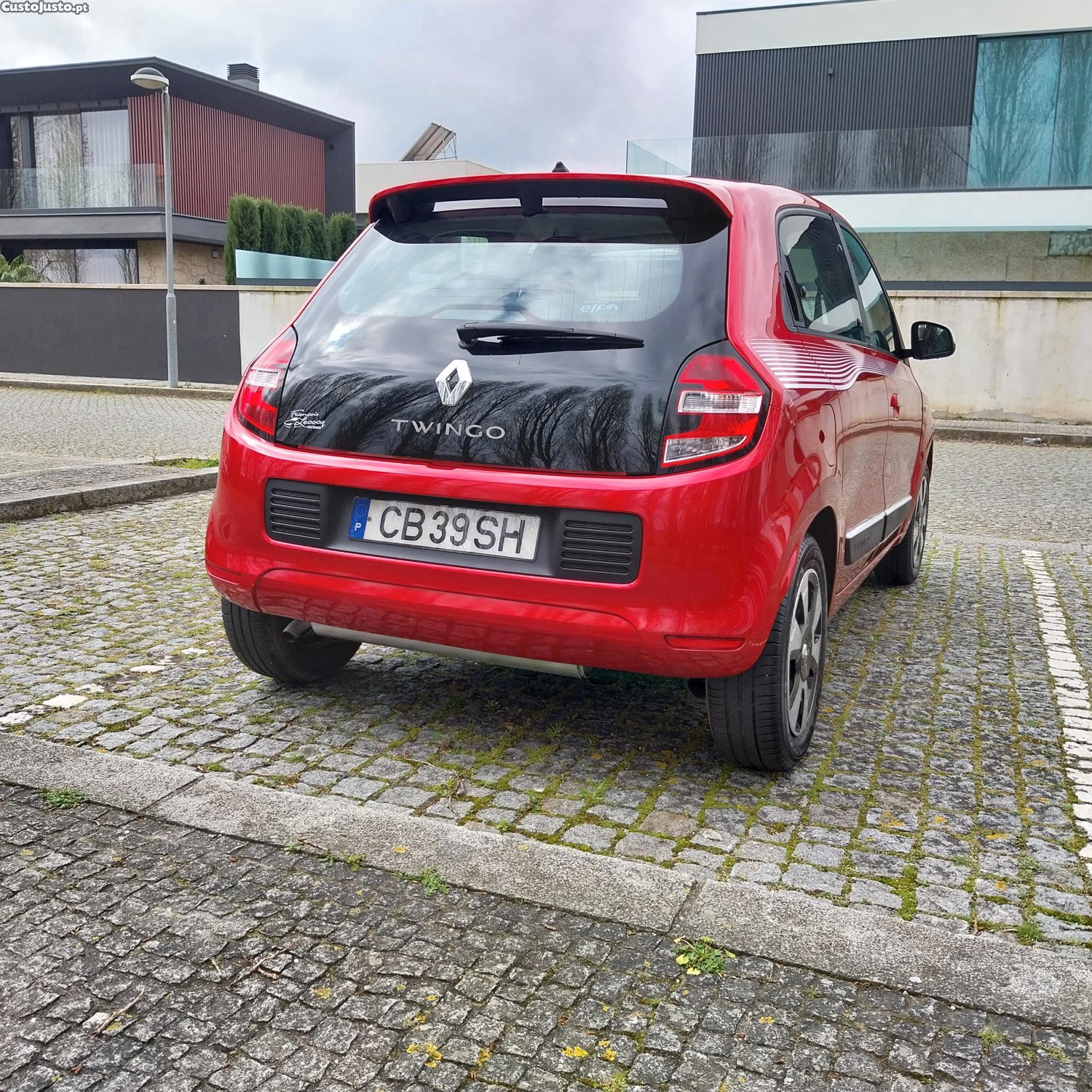 Renault Twingo 1.0 SCe Limited — fotografia 2