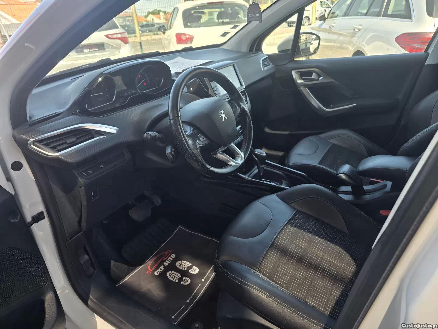 Peugeot 2008 1.2 puretech allure eat6 — fotografia 5